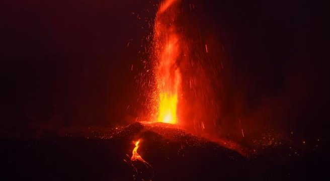 La caída de cenizas al mar del volcán de La Palma podría estar afectando al ecosistema marino